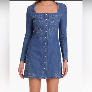 NWT Avec Les Filles Western
Embroidery Long Sleeve Denim Dress size 4